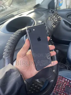 Apple iPhone 8 64 GB Black