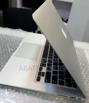 New Laptop Apple MacBook Air 2017 8GB Intel Core i5 SSD 128GB