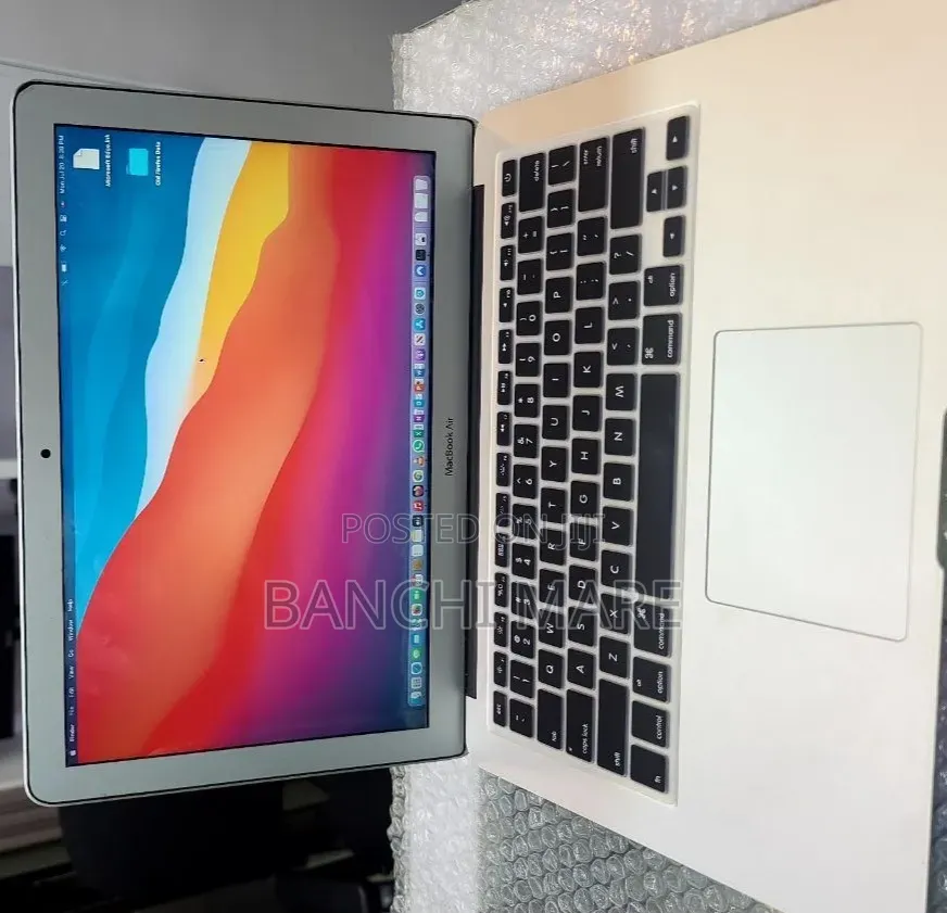 New Laptop Apple MacBook Air 2017 8GB Intel Core i5 SSD 128GB