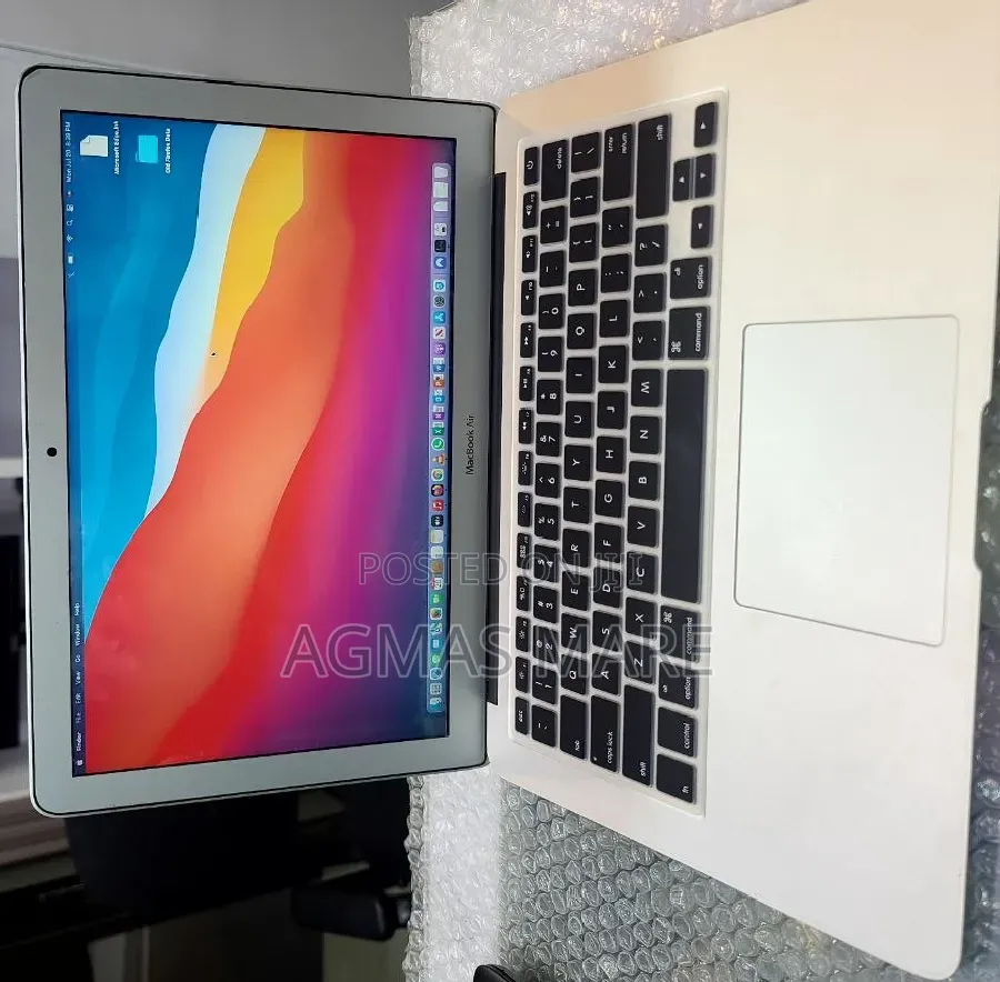 New Laptop Apple MacBook Air 2017 8GB Intel Core i5 SSD 128GB