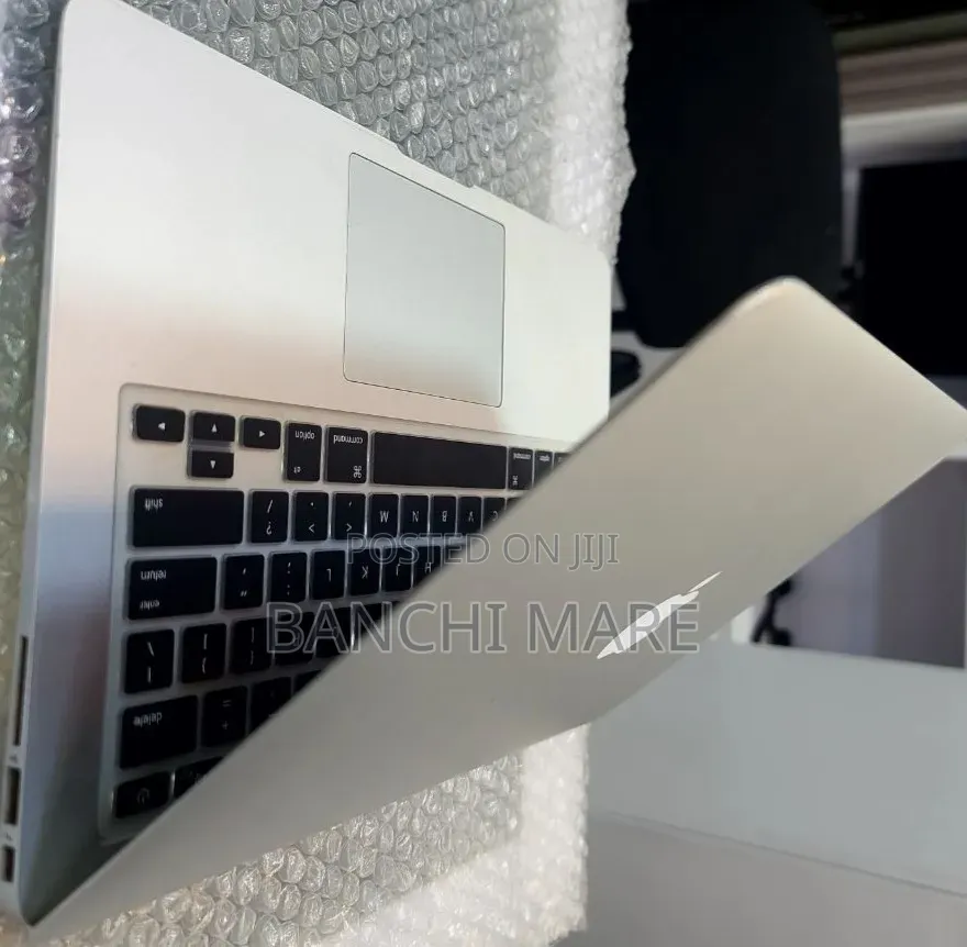 New Laptop Apple MacBook Air 2017 8GB Intel Core i5 SSD 128GB