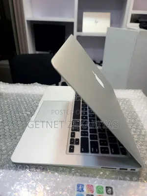 New Laptop Apple MacBook Air 2017 8GB Intel Core i5 SSD 128GB