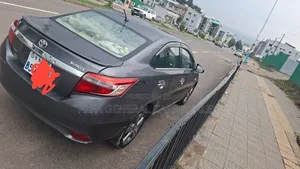 Toyota Yaris 2015