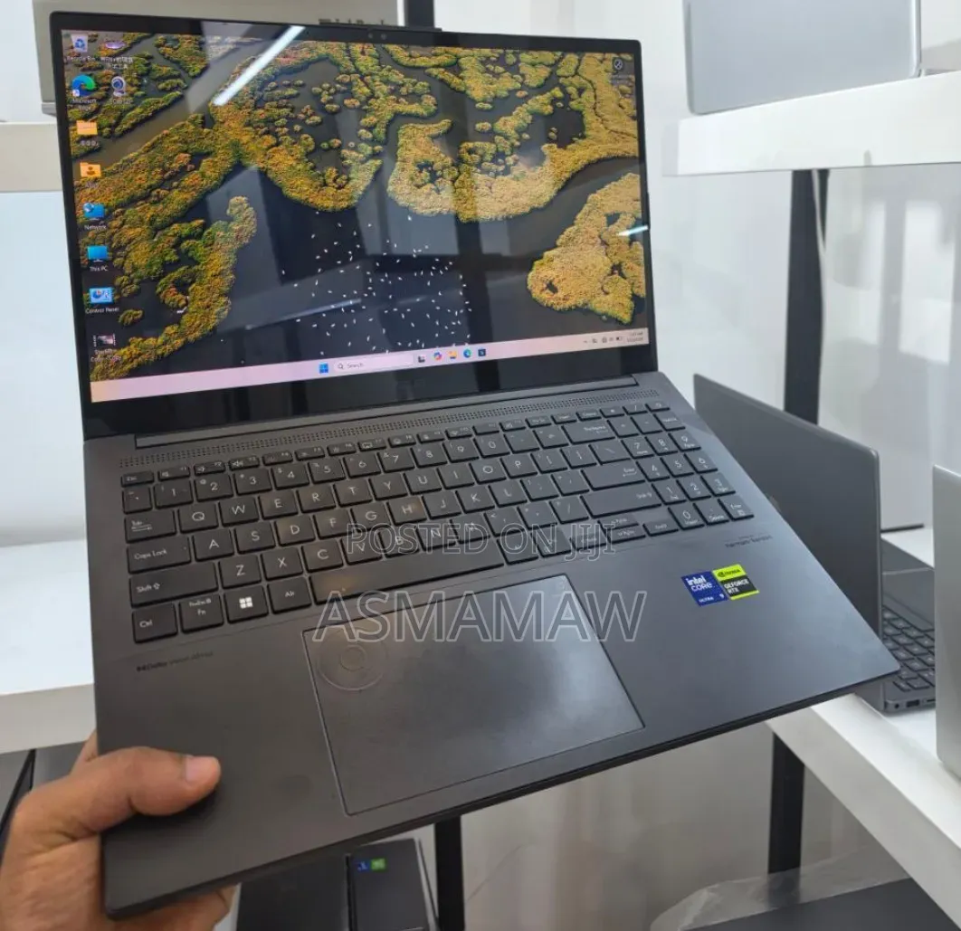 New Laptop Asus VivoBook 15 X505BA 16GB Intel Core Ultra 9 SSD 1T