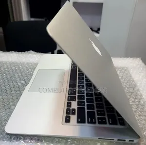 New Laptop Apple MacBook Air 2017 8GB Intel Core i7 SSD 128GB