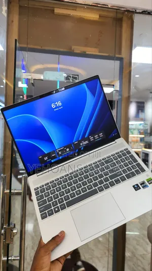 New Laptop HP Pavilion 15-eh0050wm 16GB Intel Core i7 SSD 1T
