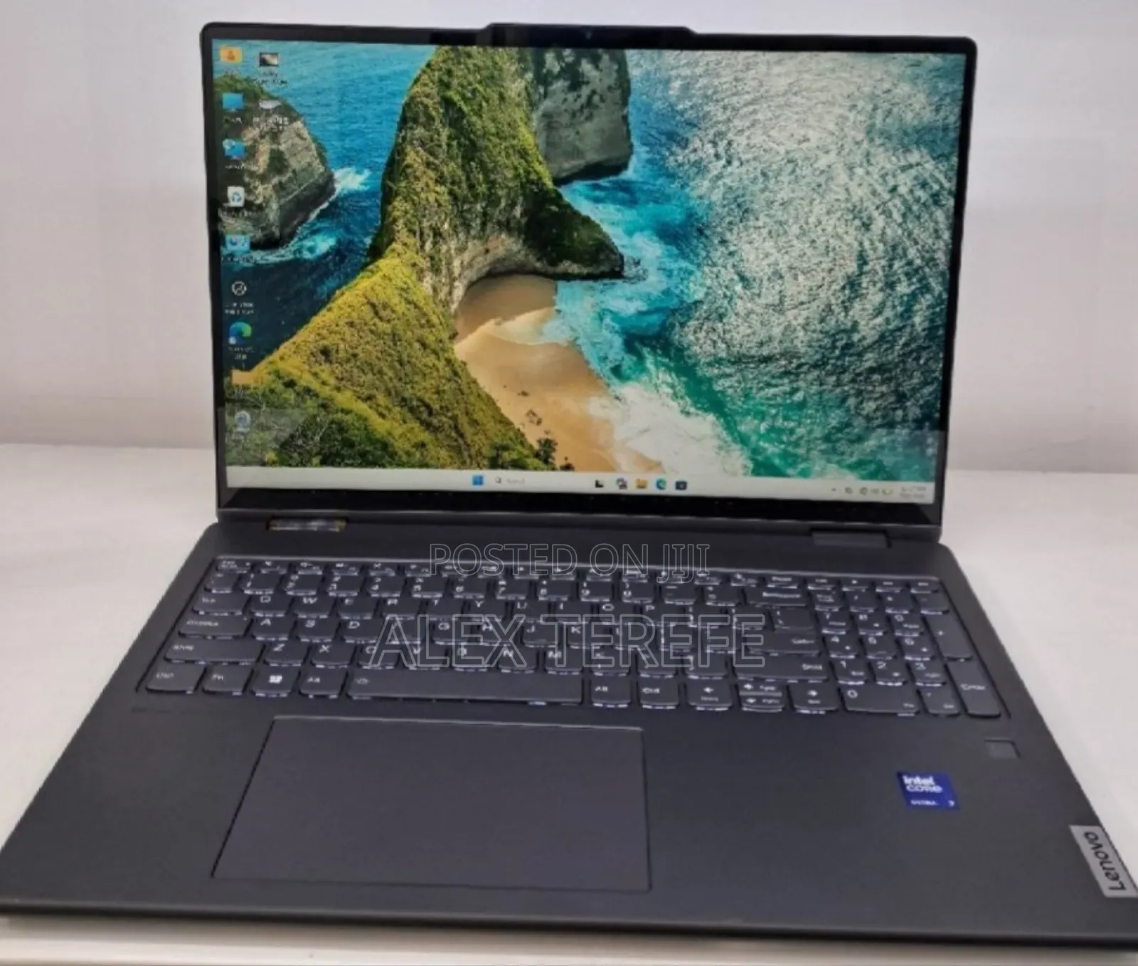 New Laptop Lenovo Yoga 7i 16GB Intel Core Ultra 7 SSD 512GB