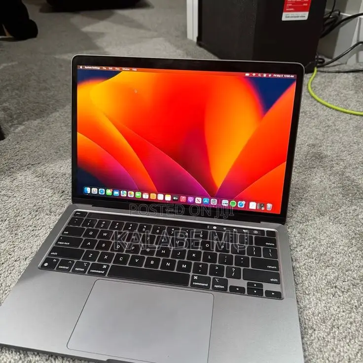 Laptop Apple MacBook Pro 2017 16GB Intel Core i7 SSD 256GB