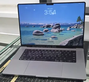 New Laptop Apple MacBook Pro 2021 M1 32GB Apple M1 Max SSD 512GB