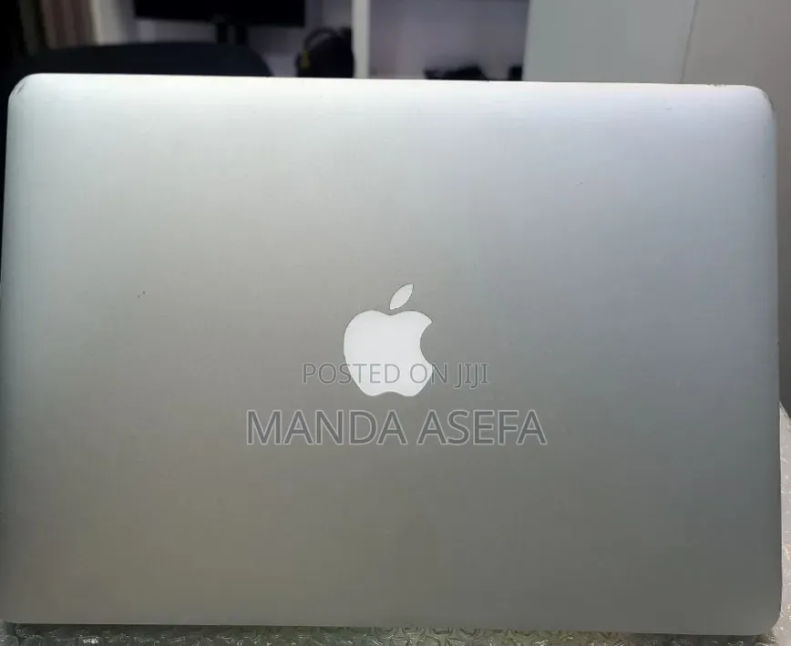 New Laptop Apple MacBook Air 2017 8GB Intel Core i5 SSD 128GB