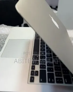 New Laptop Apple MacBook Air 2017 8GB Intel Core i5 SSD 128GB
