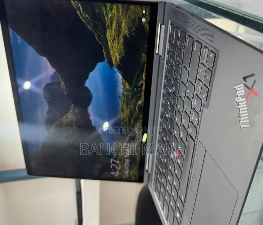 New Laptop Lenovo ThinkPad X1 Yoga 16GB Intel Core i7 SSD 512GB
