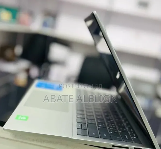 New Laptop Dell Inspiron 15 16GB Intel Core i5 SSD 512GB