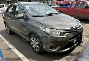 Toyota Yaris 2015