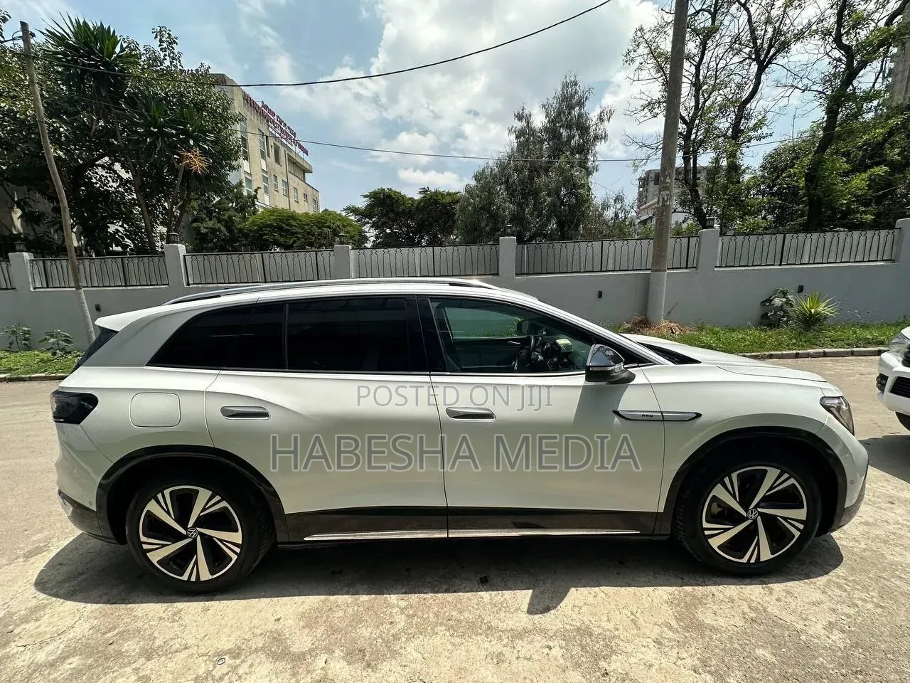 Volkswagen ID.6 2023 White