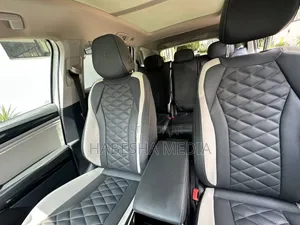 Volkswagen ID.6 2023 White