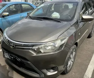 Toyota Yaris 2015