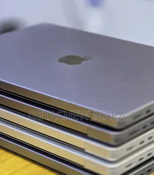 New Laptop Apple MacBook Pro 2021 M1 16GB Apple M1 Pro SSD 512GB