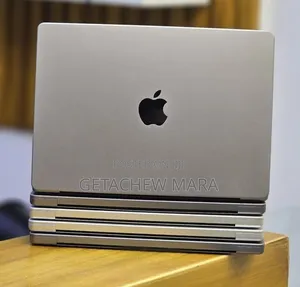 New Laptop Apple MacBook Pro 2021 M1 16GB Apple M1 Pro SSD 512GB