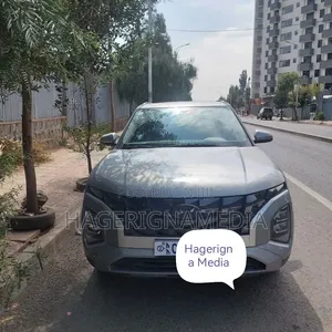 Hyundai Creta 2023 Silver