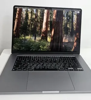 New Laptop Apple MacBook Air 2024 M3 8GB Apple M3 SSD 512GB
