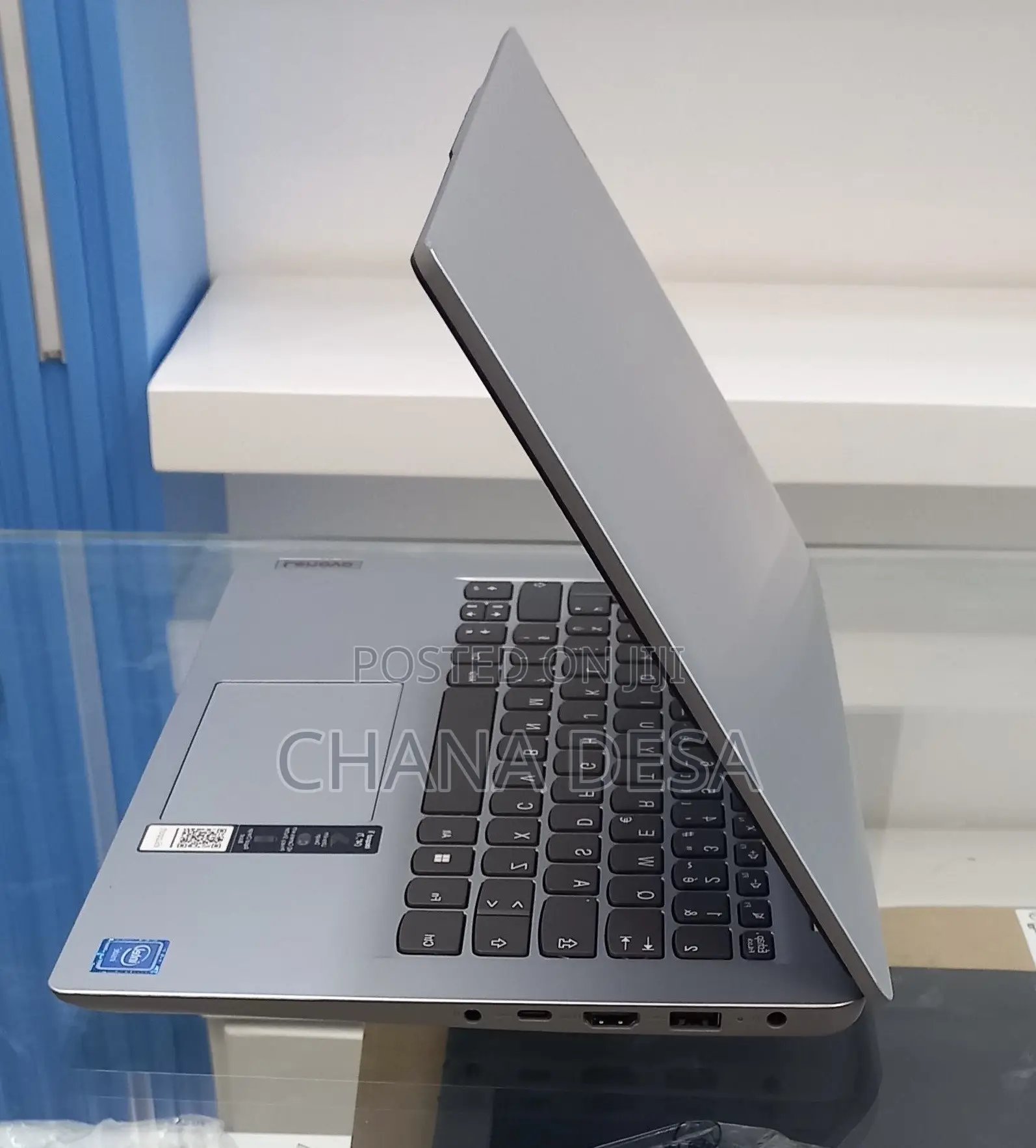 New Laptop Lenovo 8GB Intel Celeron SSD 128GB