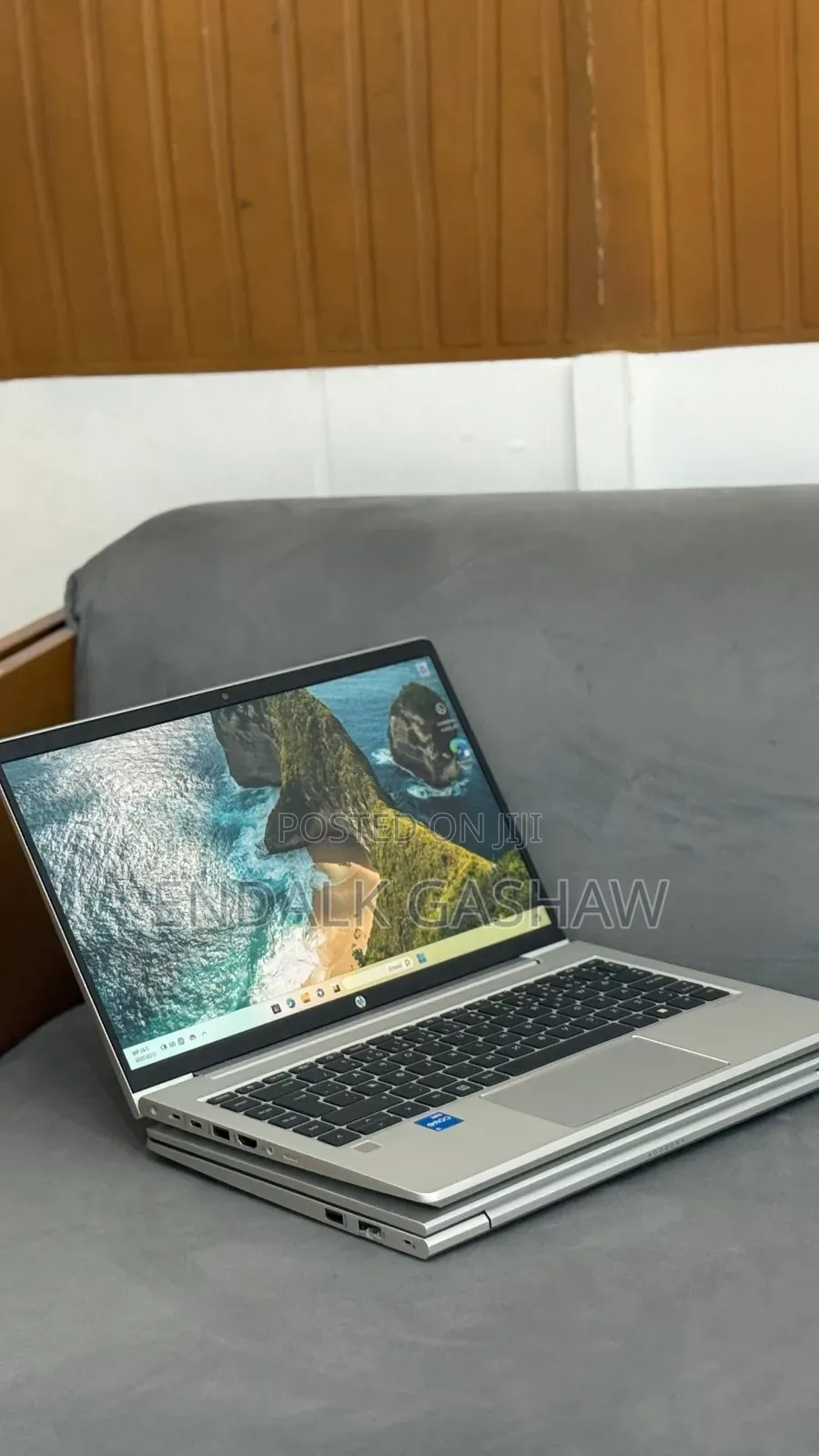 New Laptop HP ProBook 440 G10 8GB Intel Core i3 SSD 256GB