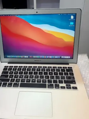 New Laptop Apple MacBook Air 2017 8GB Intel Core i5 SSD 128GB