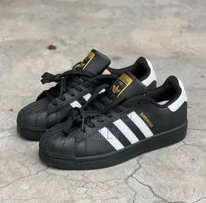 Adidas Old School