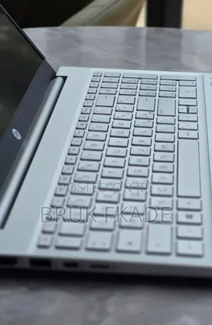 New Laptop HP Pavilion 15 16GB AMD Ryzen 5 SSD 512GB