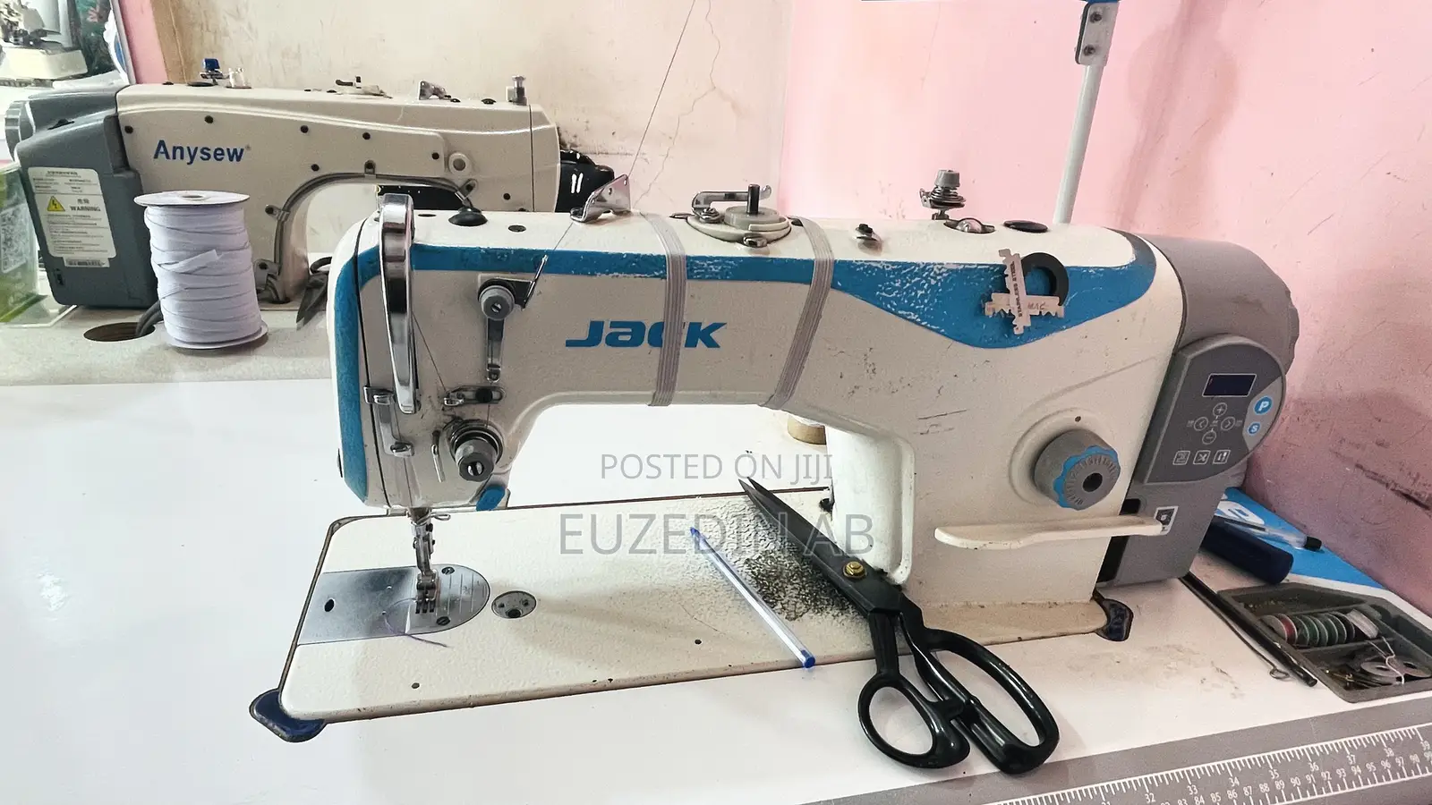 ሹፈን ቤት Dress Shop