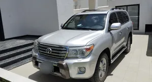 Toyota Land Cruiser 2016 Silver