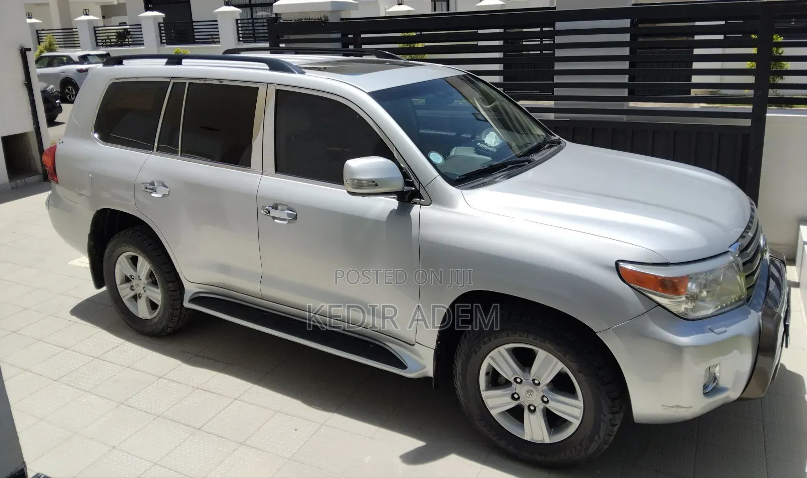 Toyota Land Cruiser 2016 Silver