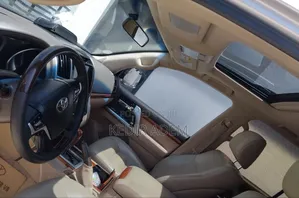 Toyota Land Cruiser 2016 Silver