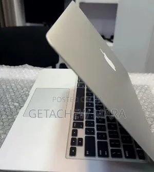 New Laptop Apple MacBook Air 2017 8GB Intel Core i5 SSD 128GB