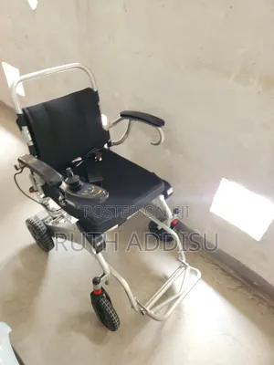 Freedom Chair DE08: Lightweight Electric Wheelchair for Ease Whelichar