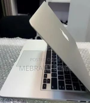 New Laptop Apple MacBook Air 2017 8GB Intel Core i5 SSD 128GB
