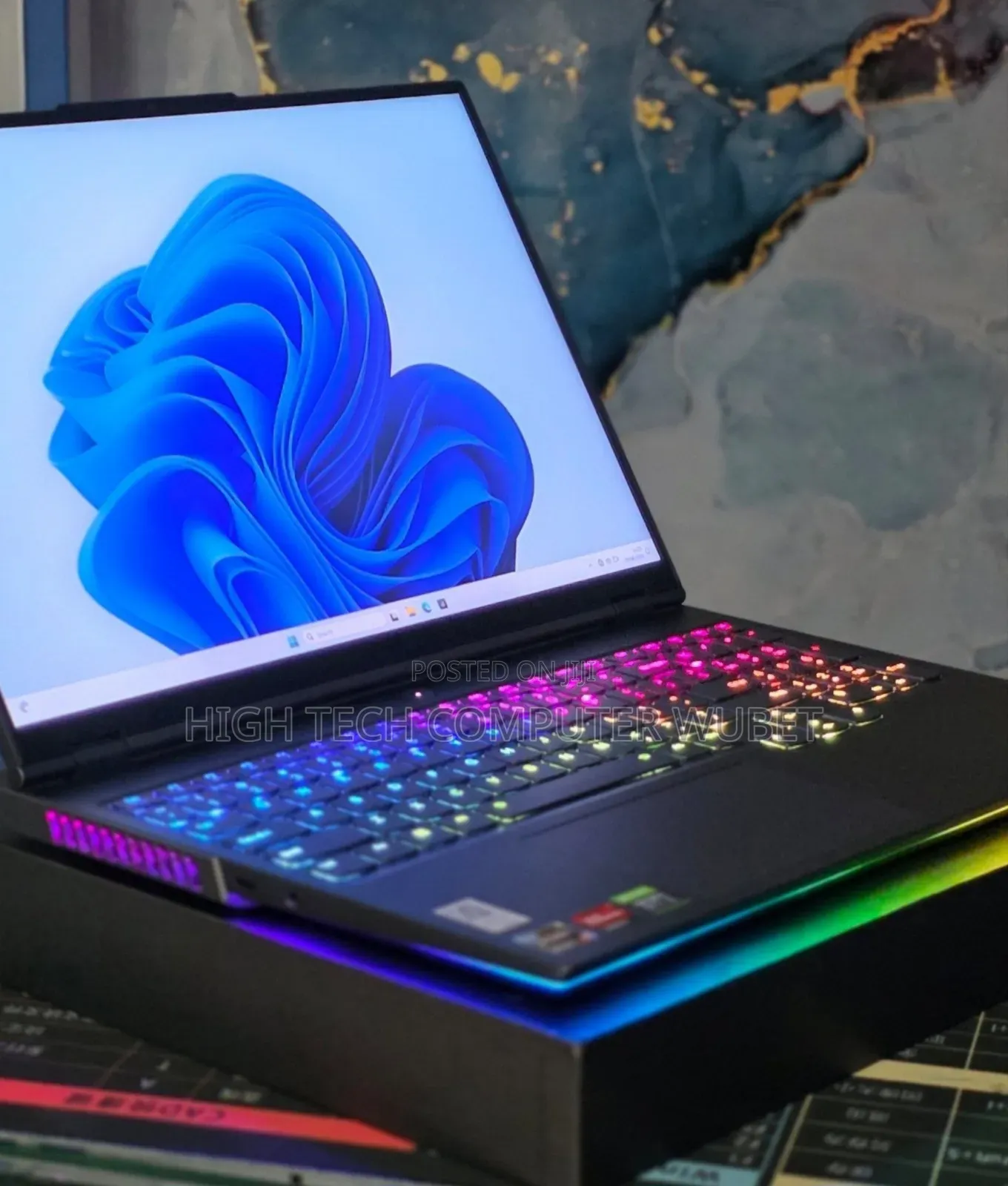 New Laptop Lenovo 16GB AMD Ryzen 9 SSD 1T