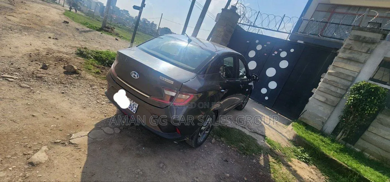Hyundai I10 2022 Gray