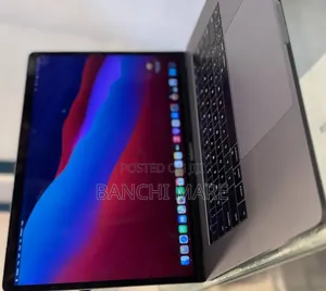 New Laptop Apple MacBook Pro 2016 16GB Intel Core i7 SSD 256GB