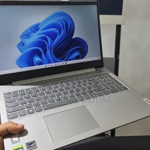 New Laptop Lenovo ThinkBook 15 16GB Intel Core i5 SSD 512GB