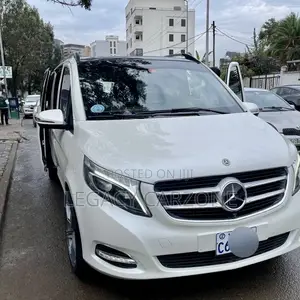 Mercedes-Benz Vito 2022 White