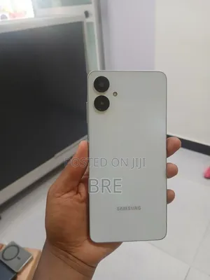 Samsung Galaxy A06 64 GB White