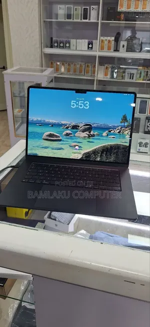 New Laptop Apple MacBook Air 2025 M4 16GB Apple M4 SSD 256GB