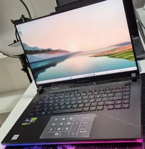 New Laptop Asus ROG Strix G18 32GB Intel Core i9 SSD 2T