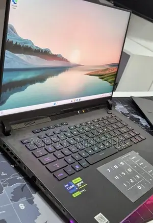 New Laptop Asus ROG Strix G18 32GB Intel Core i9 SSD 2T