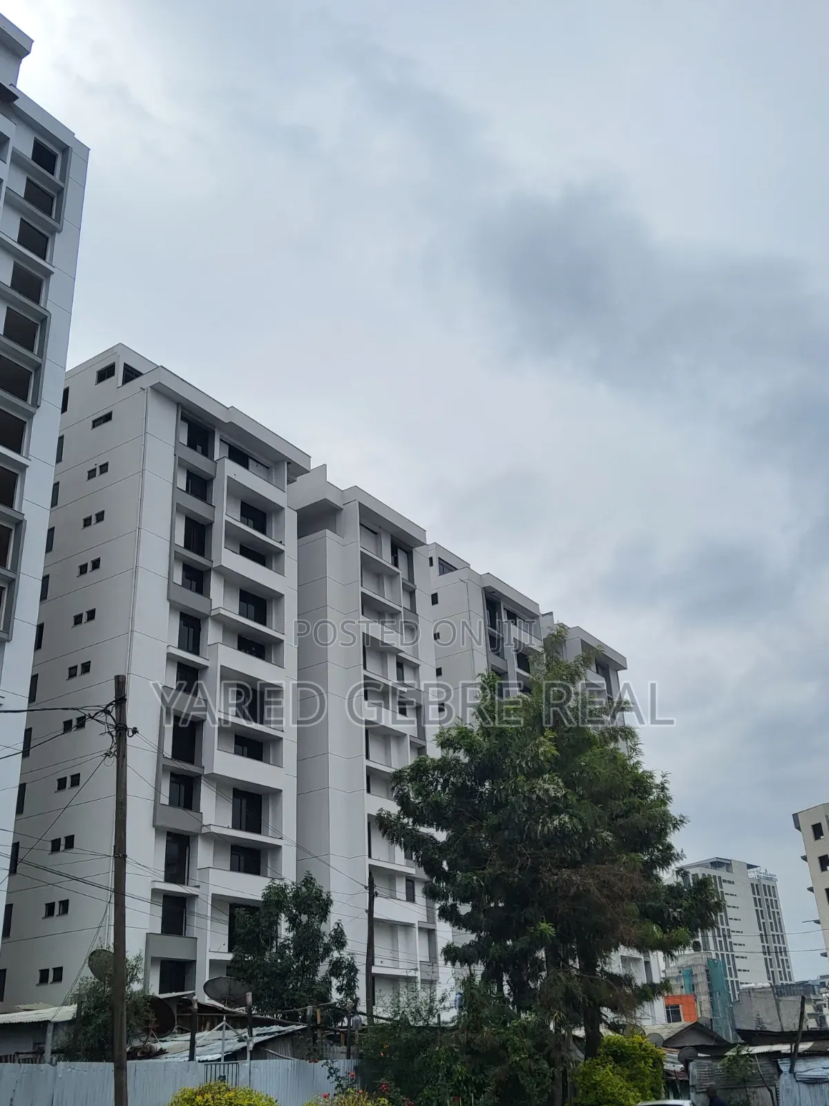 4bdrm Apartment in ቦሌ, Bole for sale