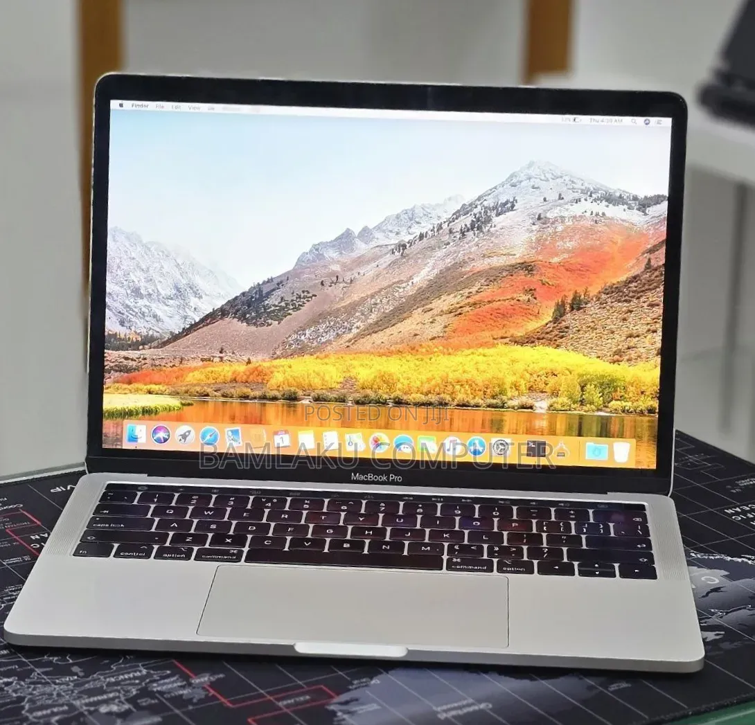 New Laptop Apple MacBook Pro 2019 16GB Intel Core i7 SSD 512GB