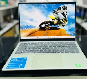 New Laptop Dell Inspiron 15 16GB Intel Core i5 SSD 512GB