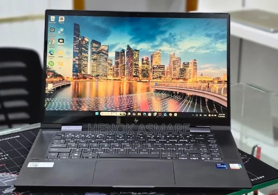 New Laptop HP Envy 15 16GB Intel Core i7 SSD 512GB